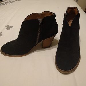 Susina black suede bootie 7.5